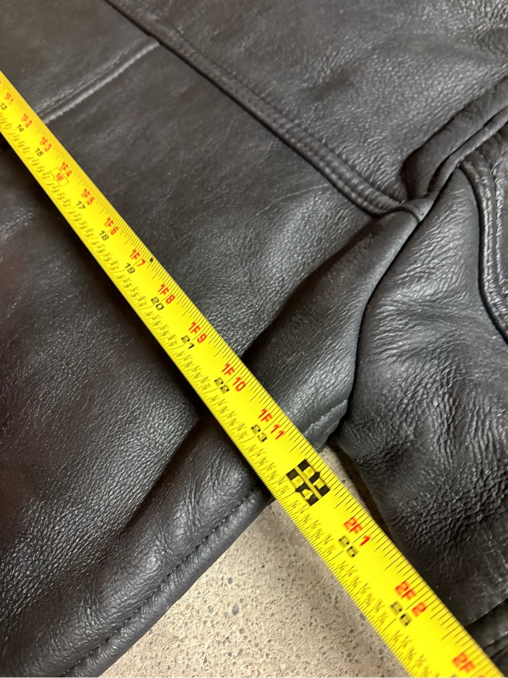Exclusive sheep men’s black leather shearling - lined zip bomber jacket size 44 - Picture 11 of 13